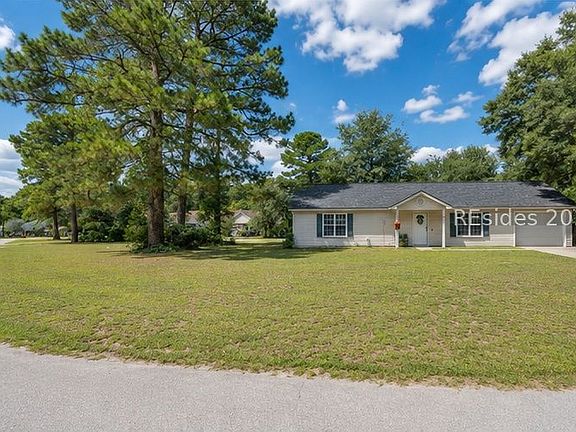 2nd image of 77 Pelican Circle