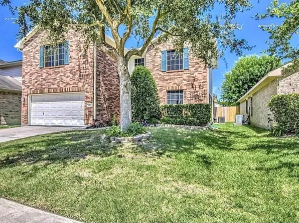 7910 Pelican Ln, Baytown, TX 77523