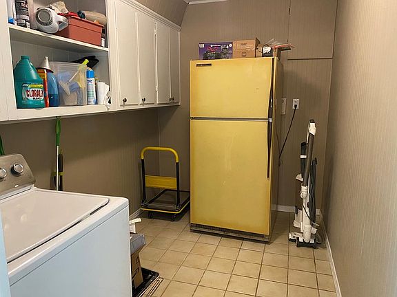 3rd image of 1453 Westbrook Ave