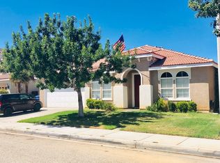 3601 Fairgreen Ln, Palmdale, CA 93551