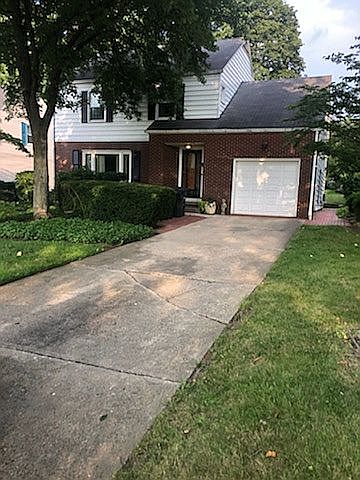 1st image of 305 Mineola Ave