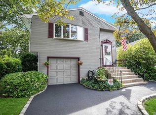 1233 Terry Rd, Ronkonkoma, NY 11779