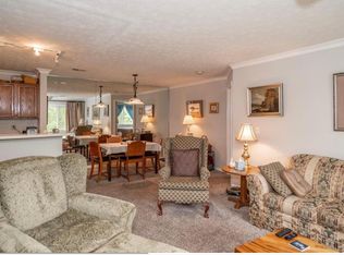 7636 Shawnee Ln APT 102, West Chester, OH 45069