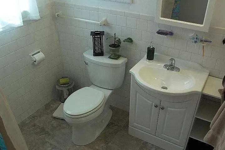1 Cayuga Dr — Photo 11
