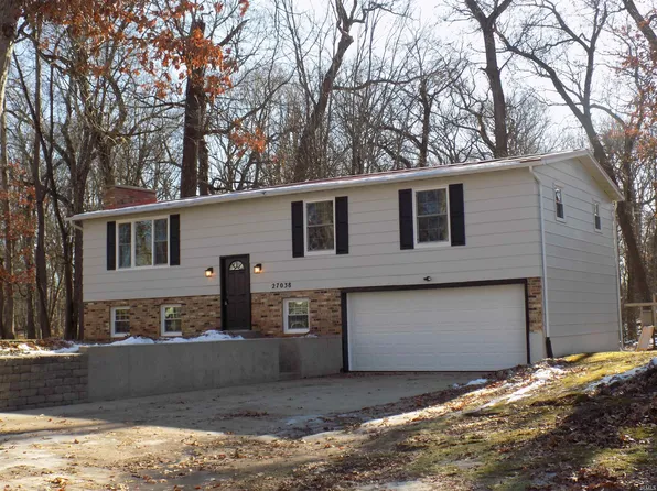 27038 Killian Ln, Elkhart, IN 46514