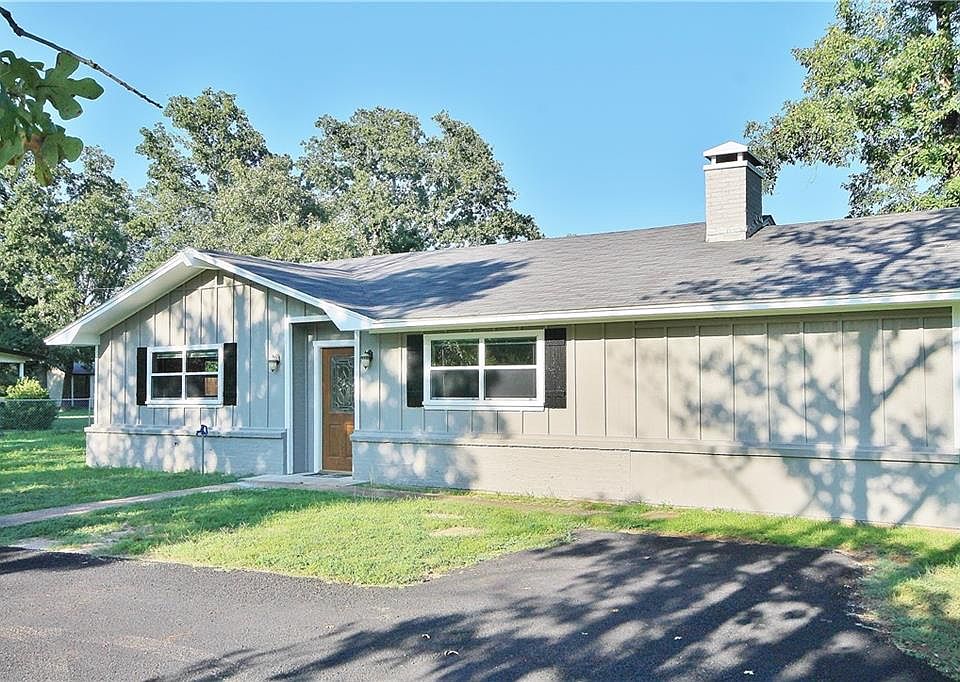 1st image of 247 Hideaway Ln E