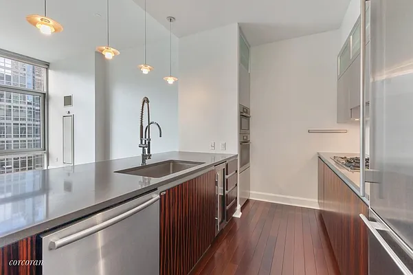 Rented by Corcoran | media 12