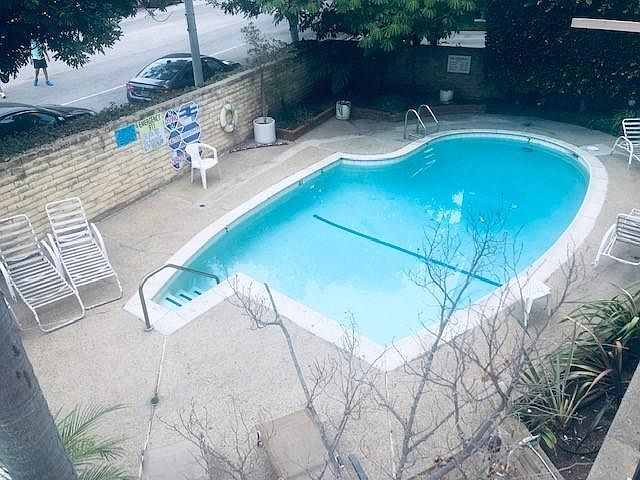 2nd image of 6174 Buckingham Pkwy Unit 102