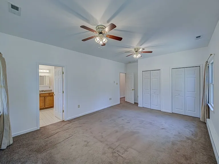 756 Lakehurst Rd — Photo 11