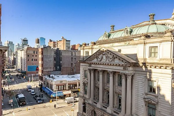 Rented by Brown Harris Stevens | media 24