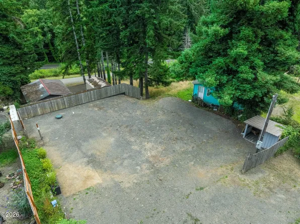 469 N Fawn Dr, Otis, OR 97368