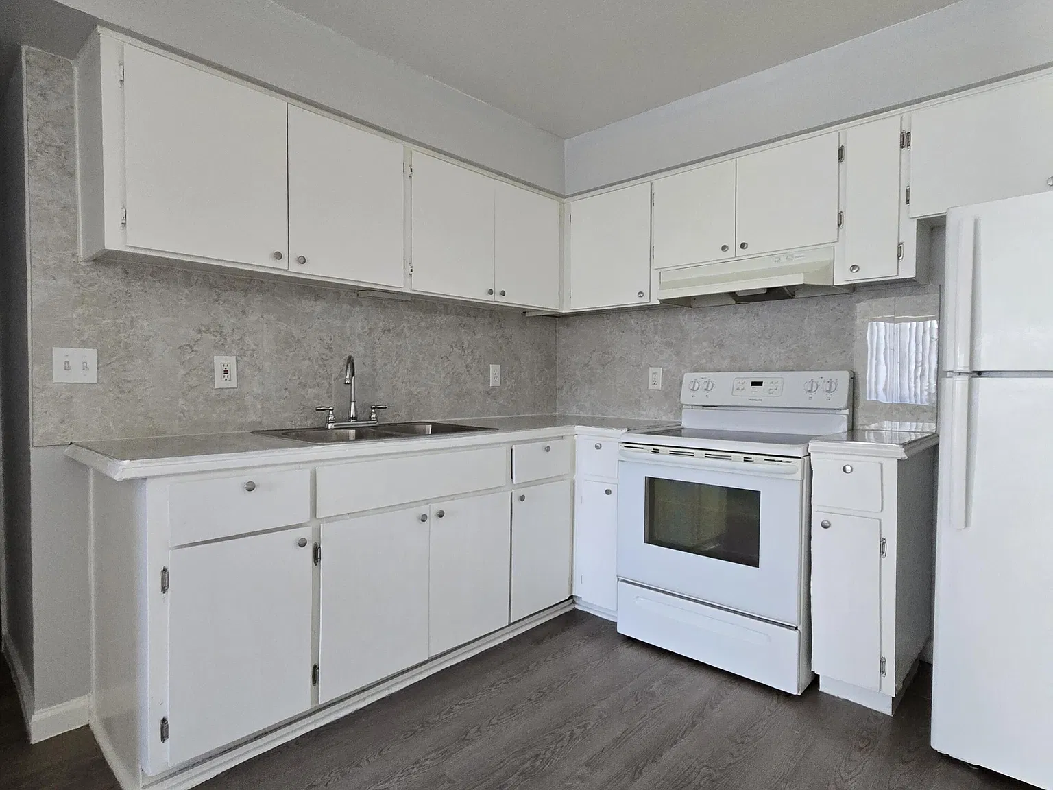 2 bed, 1.0 bath, $1,250 — Photo 4