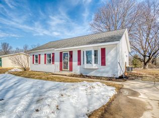 232 Lawrence Cir, Paris, MI 49338