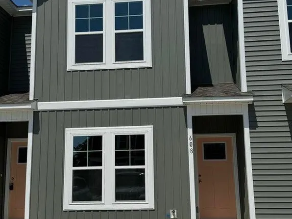 608 Jacks Crossing Drive, Hubert, NC 28539