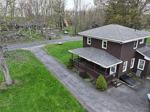 4th image of 118 Tug Hill Rd