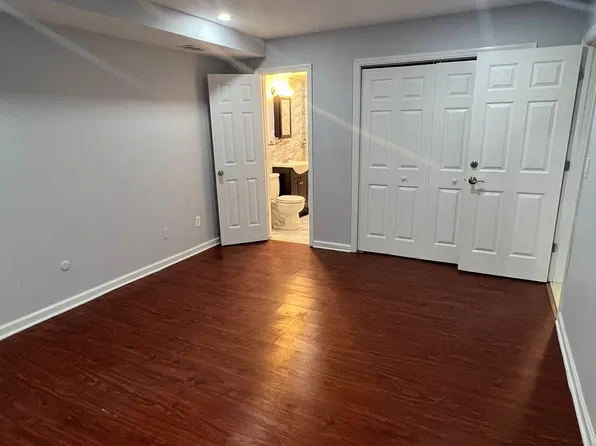 25 College Dr #25, Edison, NJ 08817