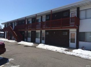 1306 9th St APT 201, Highland, IL 62249