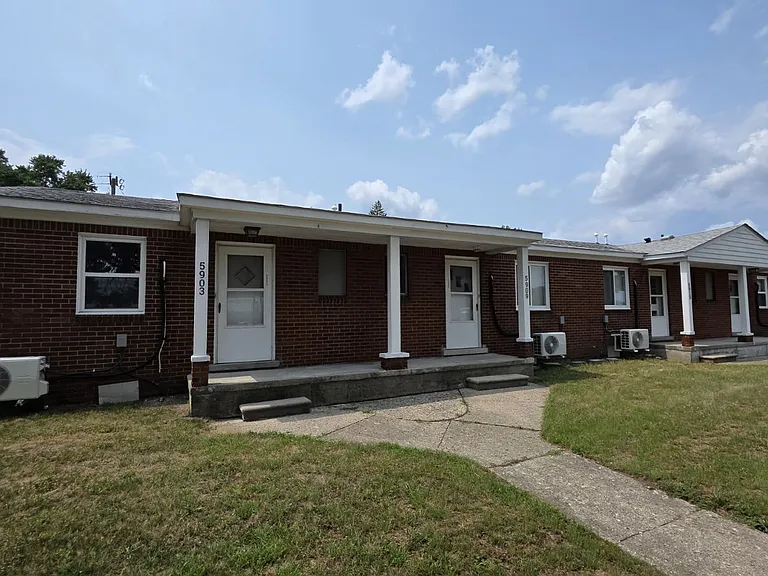 5909 N Wayne Rd — Photo 6