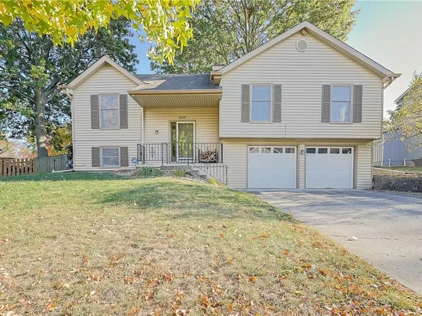 205 NW 101st St, Kansas City, MO 64155