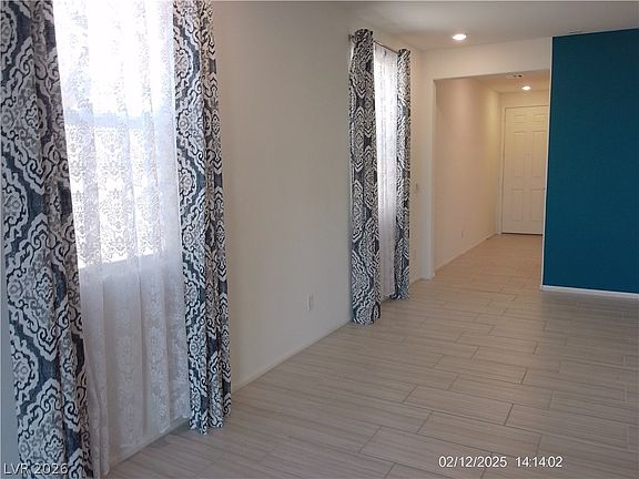 5th image of 9092 Jade Vine Ave