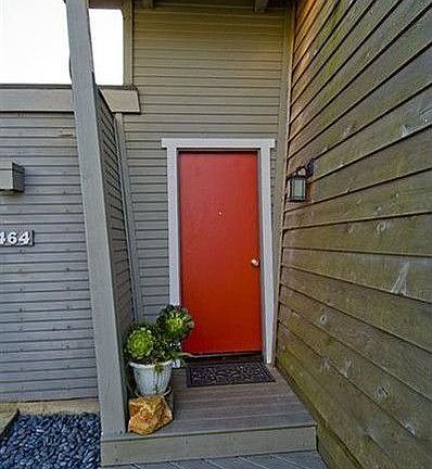 2nd image of 464 Oceana Dr