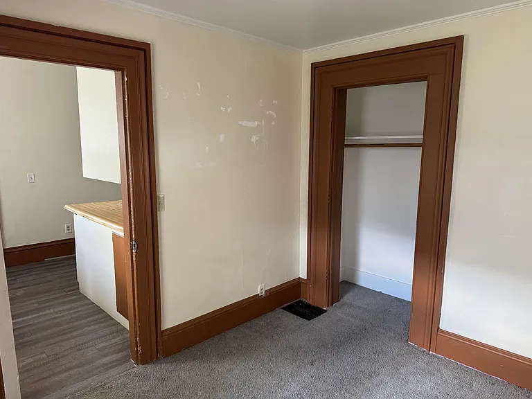 810 Milton Ave — Photo 12