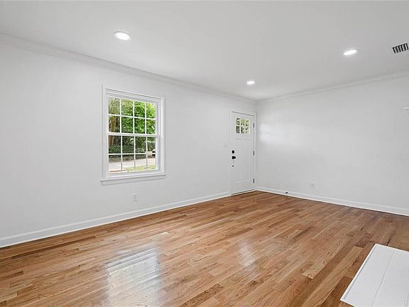 4th image of 41 Hathaway Rd W