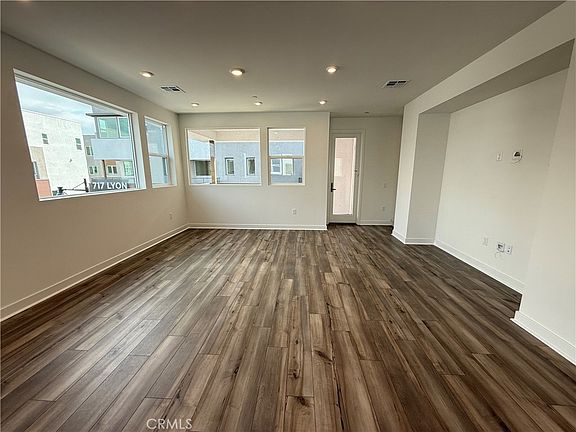 2nd image of 693 S Lyon St #693