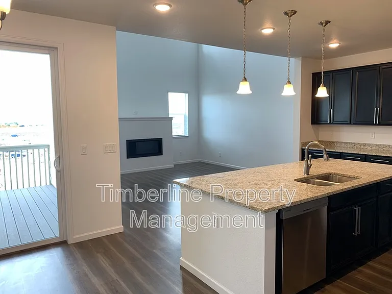 811 Marine Corps Dr — Photo 11