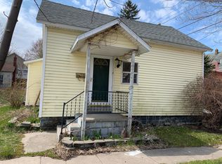 606 George St, Ludington, MI 49431