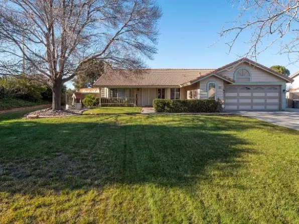 4737 Alojar Ln, Palmdale, CA 93551