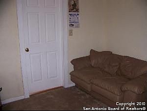 4th image of 339 Juanita Ave