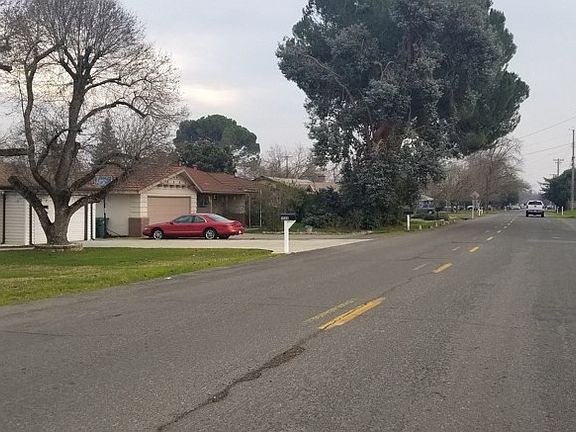 5th image of 5050 Tyler St