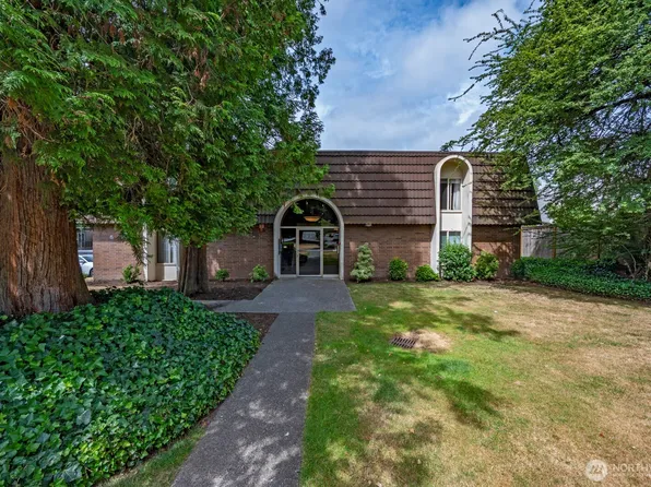 11010 NE 68th Street #622, Kirkland, WA 98033