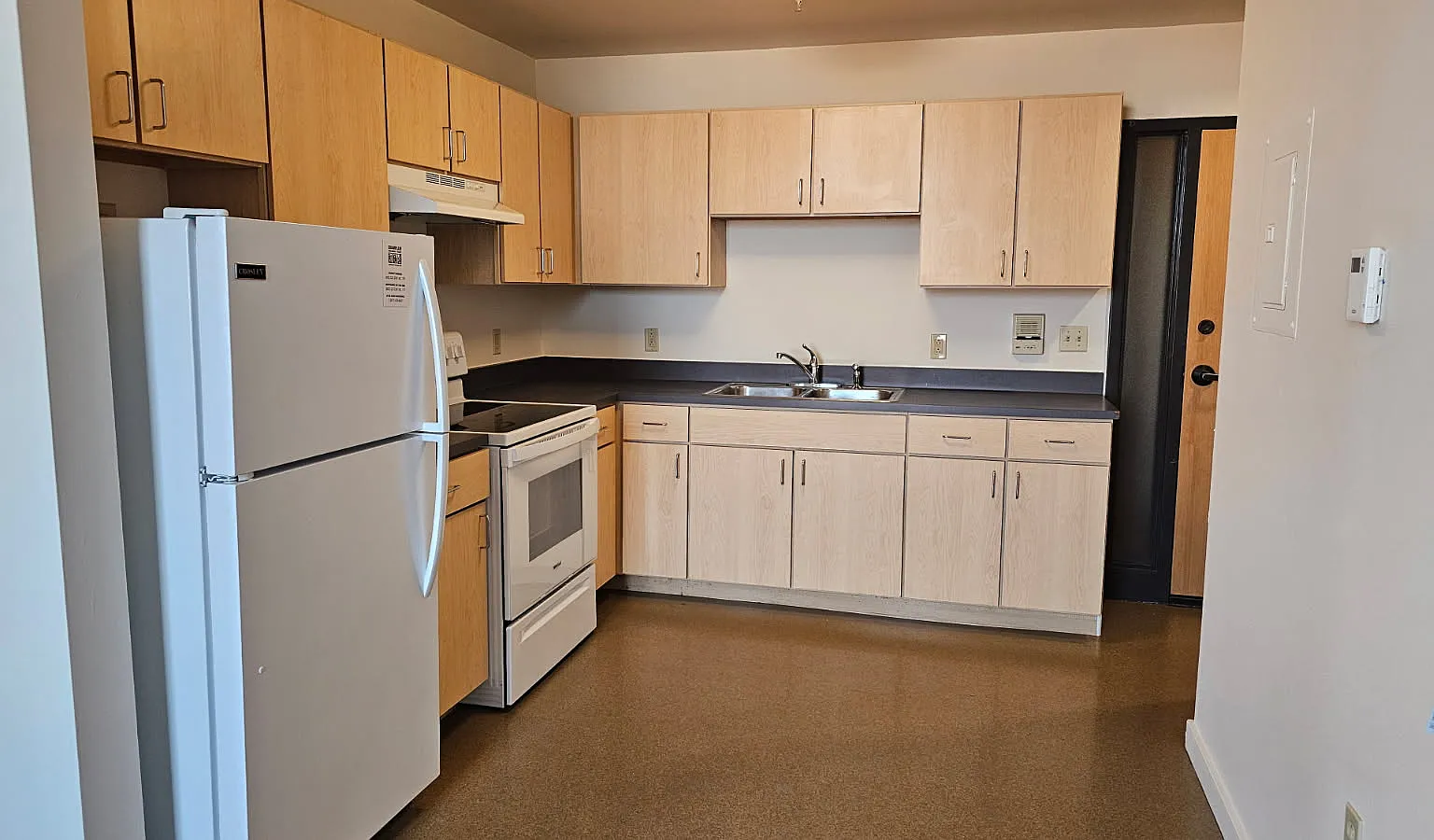 1 bed, 585 sqft, $1,059 — Photo 1
