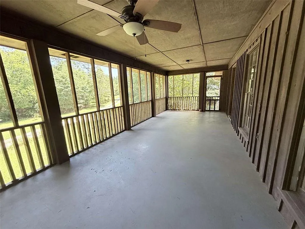 2 bed, 2.0 bath, 1724 sqft, $1,800 — Photo 4