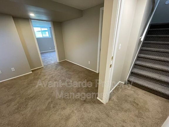 2nd image of 21 Chippewa Rd #Basement