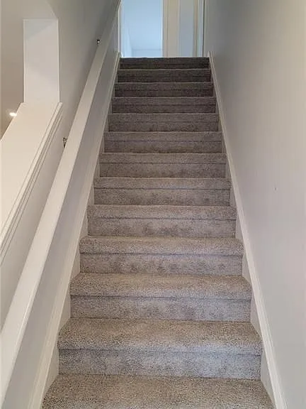 3846 Auckland Ave — Photo 9