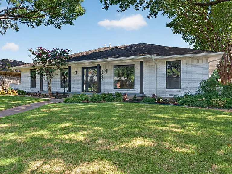 7342 Alto Caro Dr — Photo 2