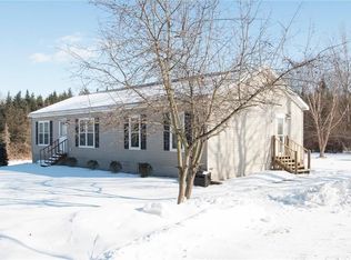 8230 Jericho Rd, Weedsport, NY 13166