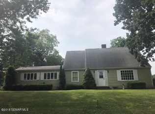 704 E Washington St, Caledonia, MN 55921