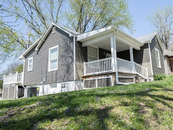 2530 S 19th St, Saint Joseph, MO 64503