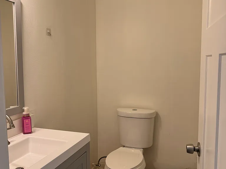 2821 S Michigan Ave #B — Photo 18