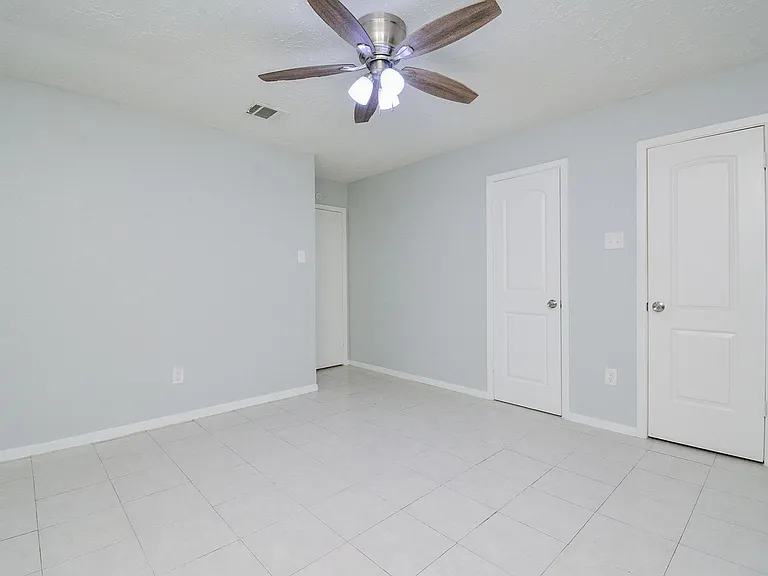 16518 Monte Carlo Ln — Photo 23