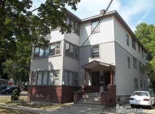 930 Emerald St #2, Madison, WI 53715