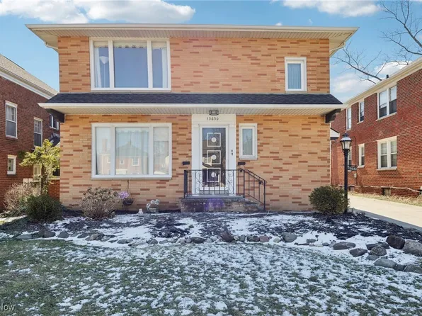 13630 Cedar Rd, University Heights, OH 44118