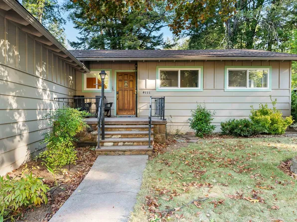 4111 Alpine St, Dunsmuir, CA 96025