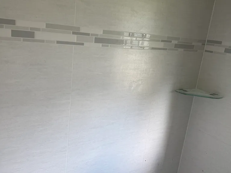 195 N Oakley Ave #3 — Photo 9