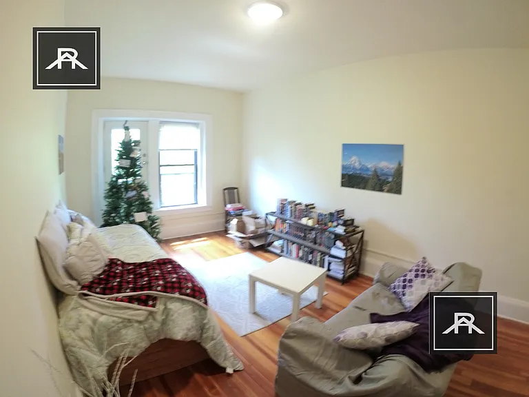1461 Beacon St #24 — Photo 7