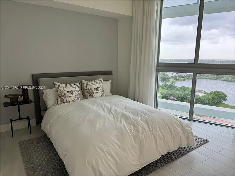 2000 Metropica Way #903 — Photo 12